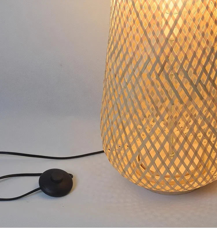 VARM - Handgemaakte Vloerlamp van Gewoven Bamboe