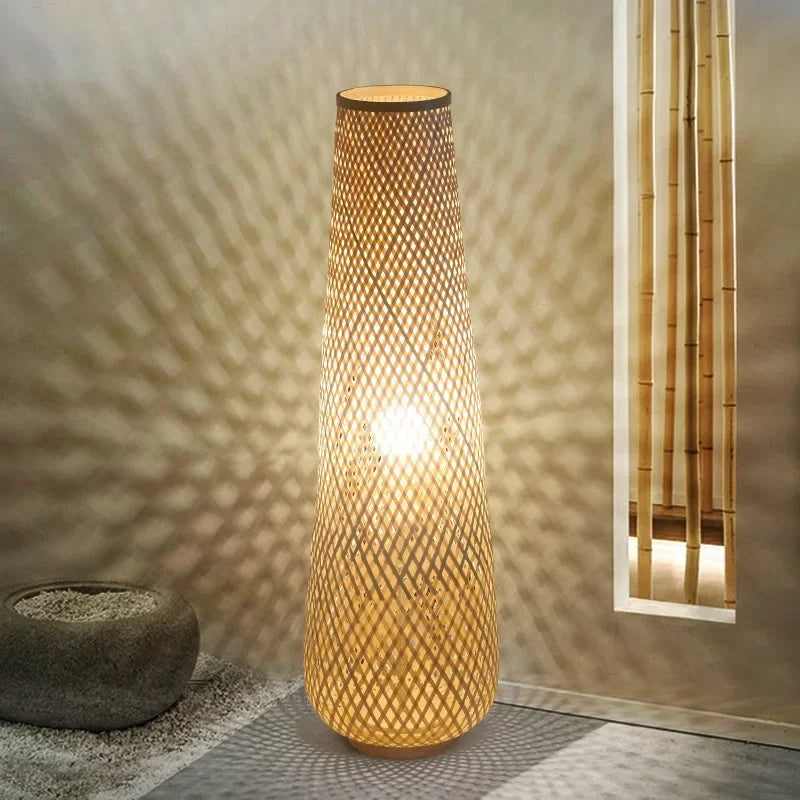 VARM - Handgemaakte Vloerlamp van Gewoven Bamboe